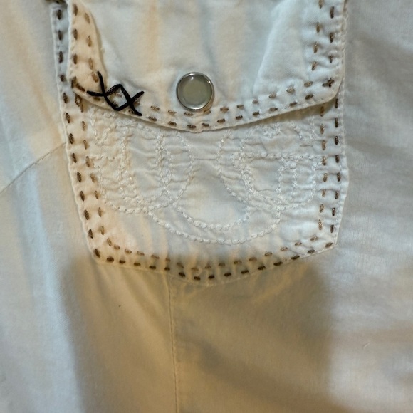 Vintage Guess Jeans White Snap Button Up Embroidered Cross Design moto goth - Picture 9 of 14